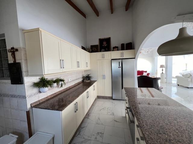Image No.5-3 Bed Villa for sale