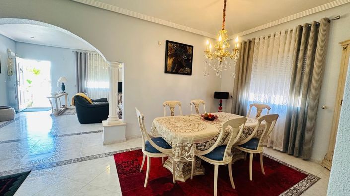 Image No.11-3 Bed Villa for sale