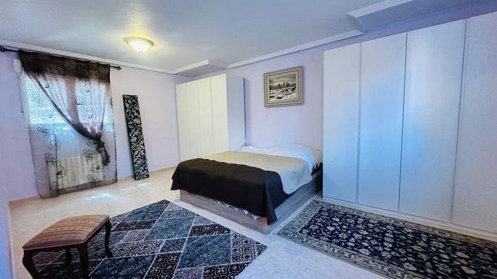 Image No.21-3 Bed Villa for sale