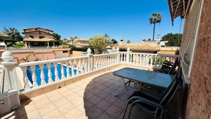 Image No.24-3 Bed Villa for sale