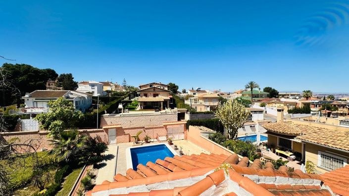 Image No.25-3 Bed Villa for sale