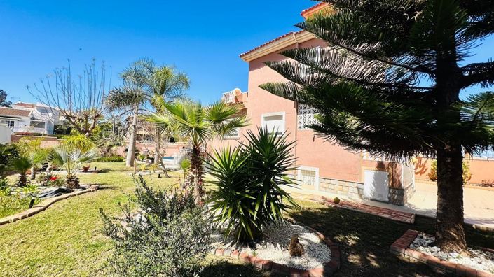 Image No.30-3 Bed Villa for sale