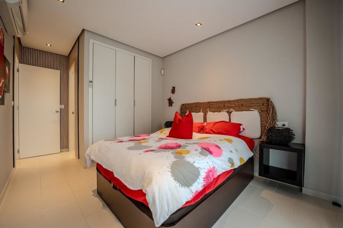 Image No.10-2 Bed Apartment for sale