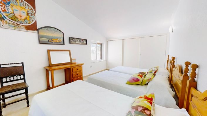 Image No.34-4 Bed Villa for sale