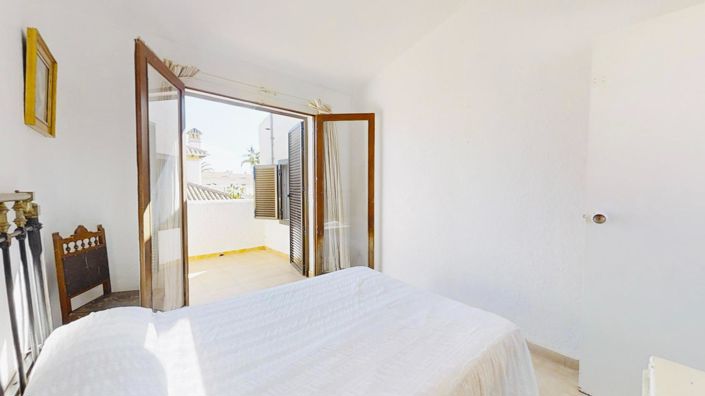 Image No.35-4 Bed Villa for sale