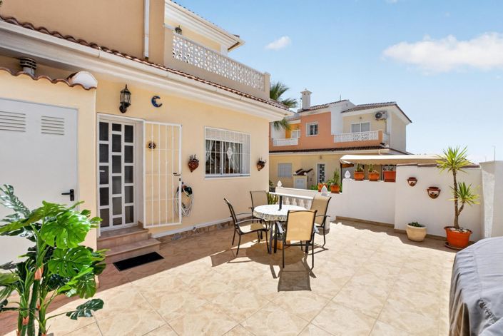 Image No.30-3 Bed Townhouse for sale