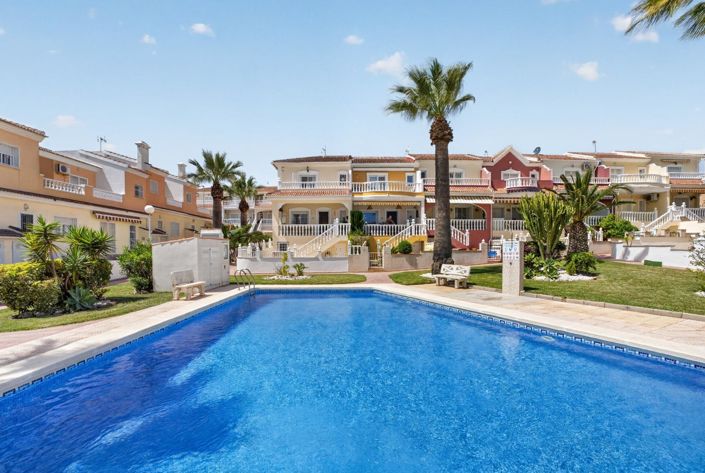 Image No.5-3 Bed Townhouse for sale