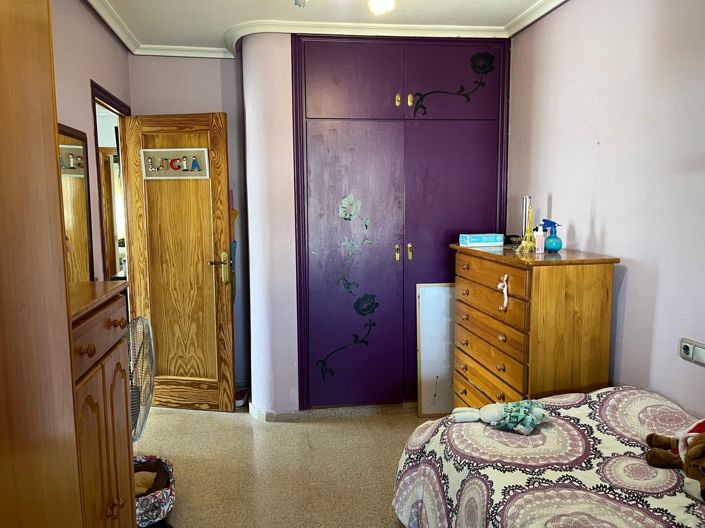 Image No.28-5 Bed Villa for sale