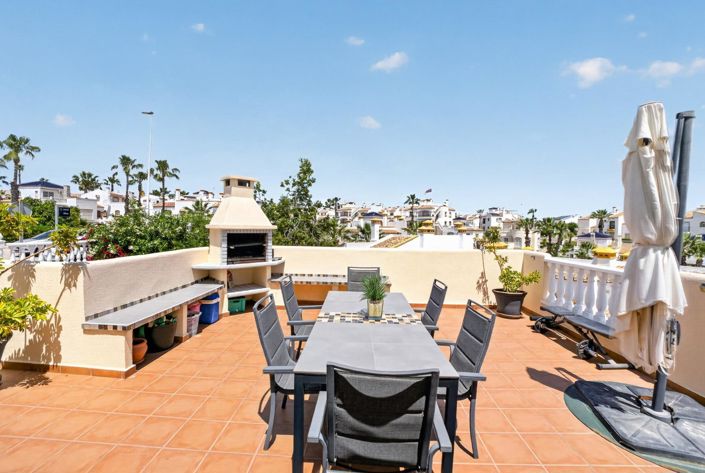 Image No.25-4 Bed Villa for sale