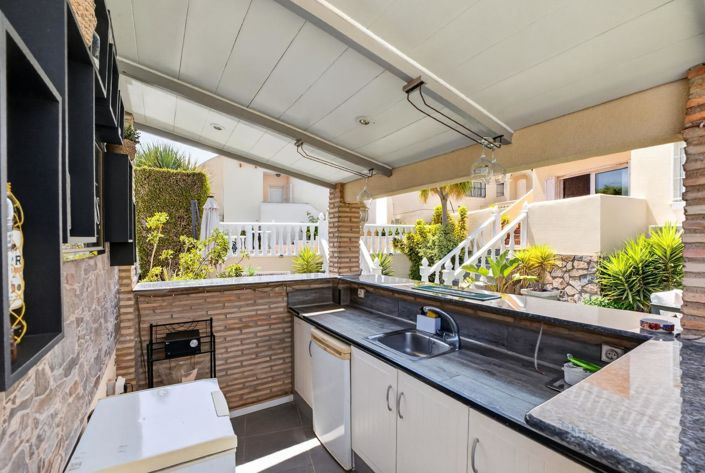 Image No.32-4 Bed Villa for sale