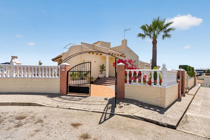 Image No.37-4 Bed Villa for sale