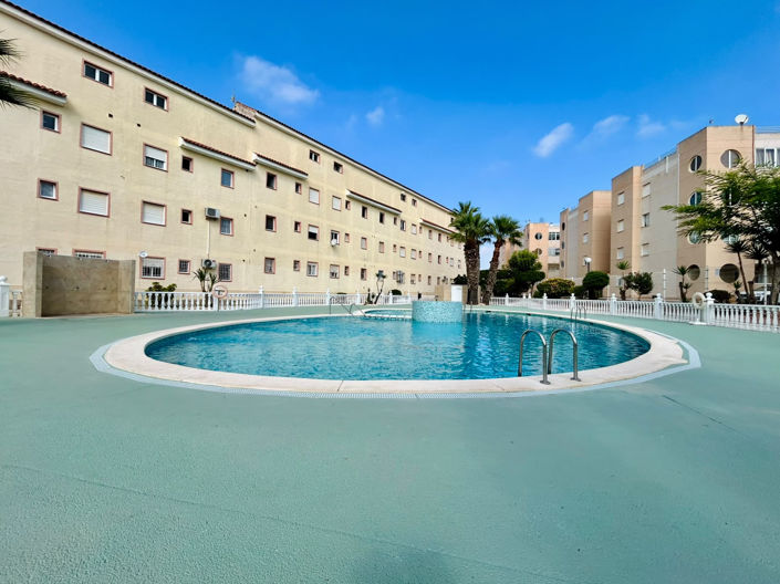 Image No.48-2 Bed Townhouse for sale