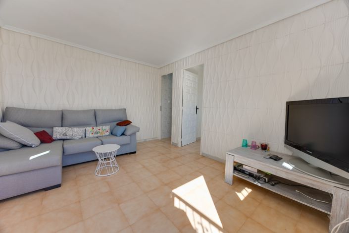 Image No.22-2 Bed Townhouse for sale