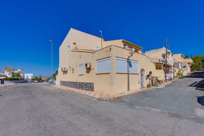 Image No.3-2 Bed Townhouse for sale