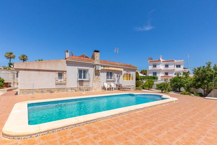 Image No.30-4 Bed Villa for sale