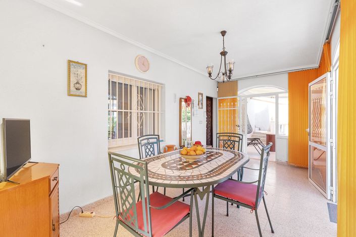 Image No.7-4 Bed Villa for sale