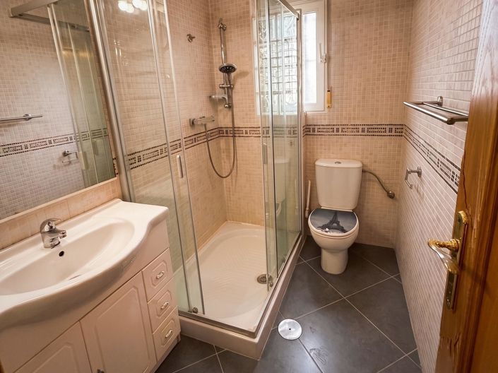 Image No.18-3 Bed Villa for sale