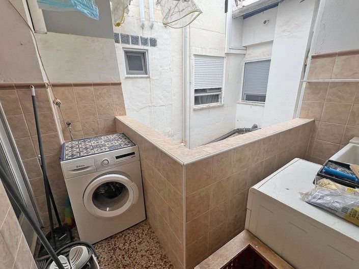 Image No.13-3 Bed Apartment for sale