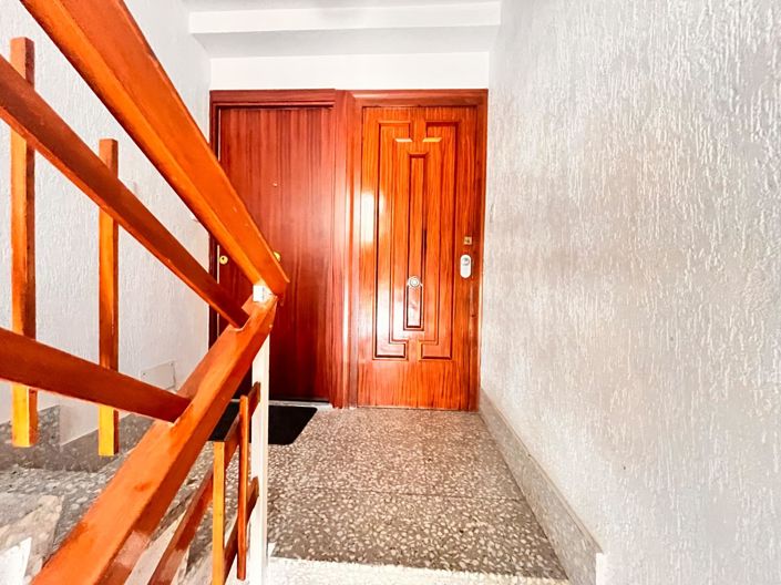 Image No.15-3 Bed Apartment for sale