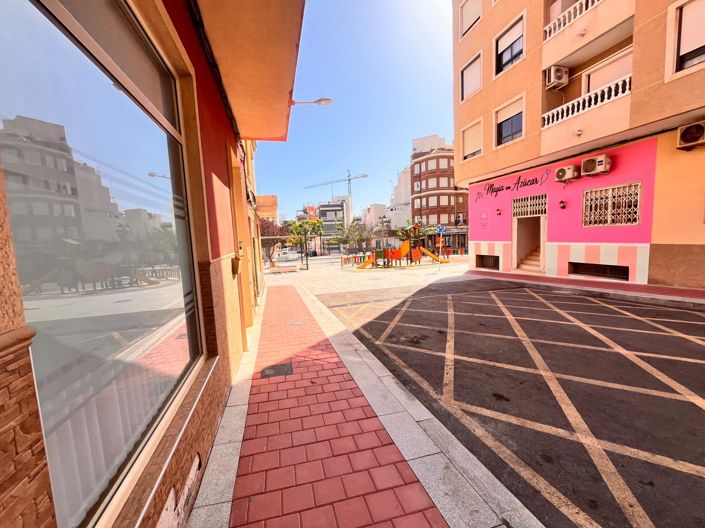 Image No.16-3 Bed Apartment for sale