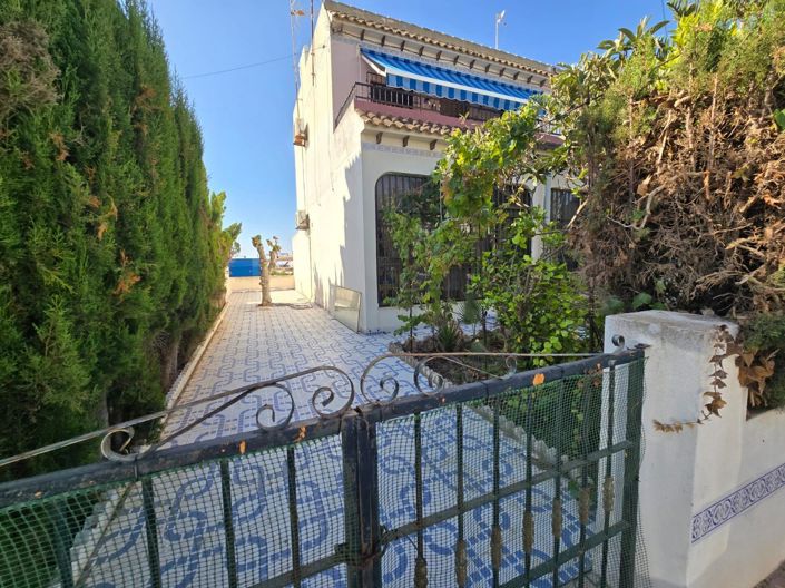 Image No.12-2 Bed Bungalow for sale