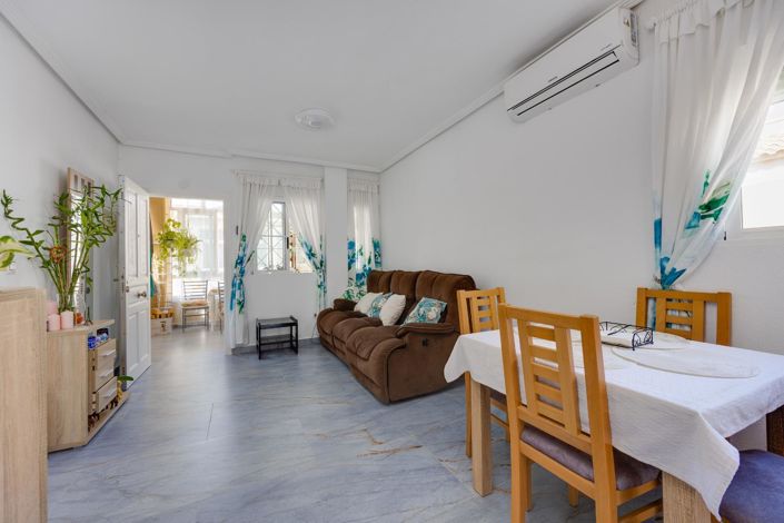 Image No.2-2 Bed Bungalow for sale