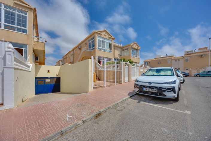 Image No.27-2 Bed Bungalow for sale