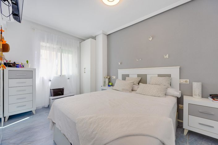 Image No.4-2 Bed Bungalow for sale
