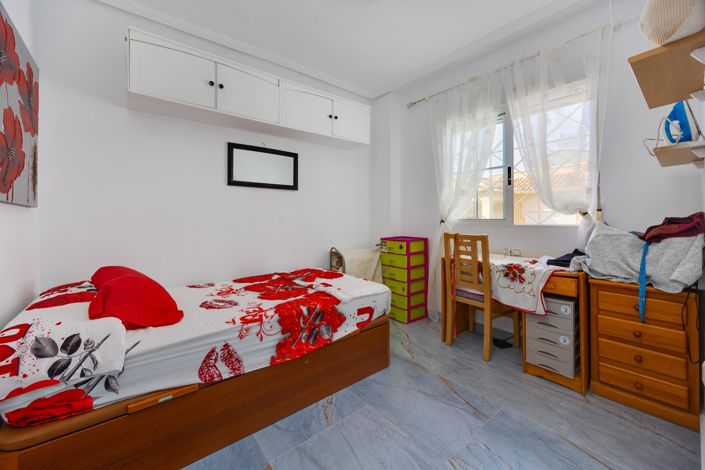 Image No.6-2 Bed Bungalow for sale