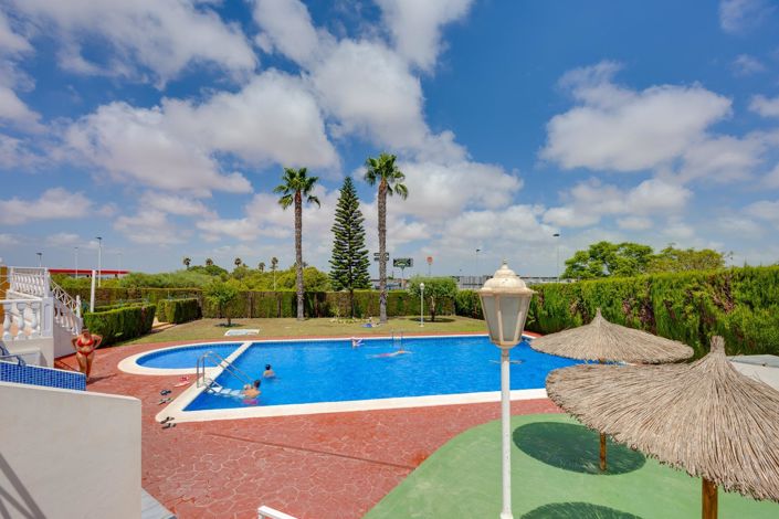Image No.7-2 Bed Bungalow for sale