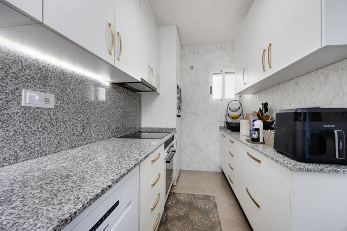 Image No.4-2 Bed Penthouse for sale