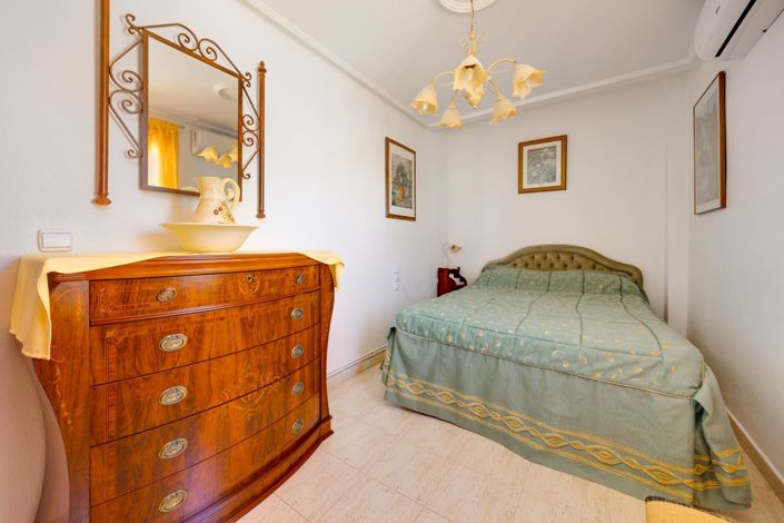 Image No.28-4 Bed Villa for sale