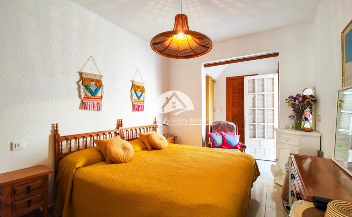 Image No.39-2 Bed Villa for sale