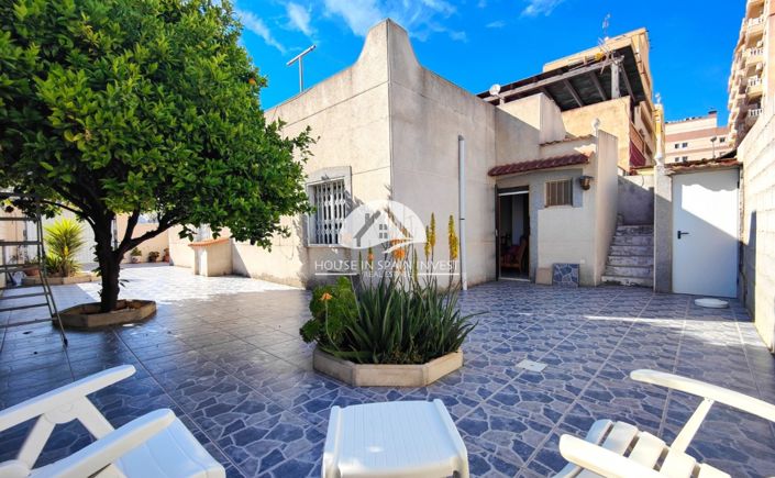 Image No.4-2 Bed Villa for sale