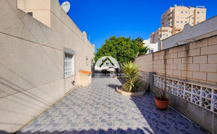 Image No.3-2 Bed Villa for sale