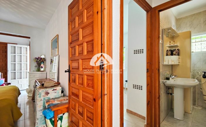 Image No.37-2 Bed Villa for sale