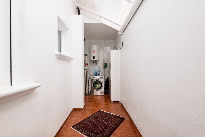 Image No.18-2 Bed Apartment for sale