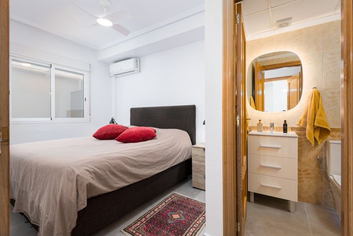 Image No.19-2 Bed Apartment for sale