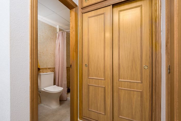 Image No.22-2 Bed Apartment for sale