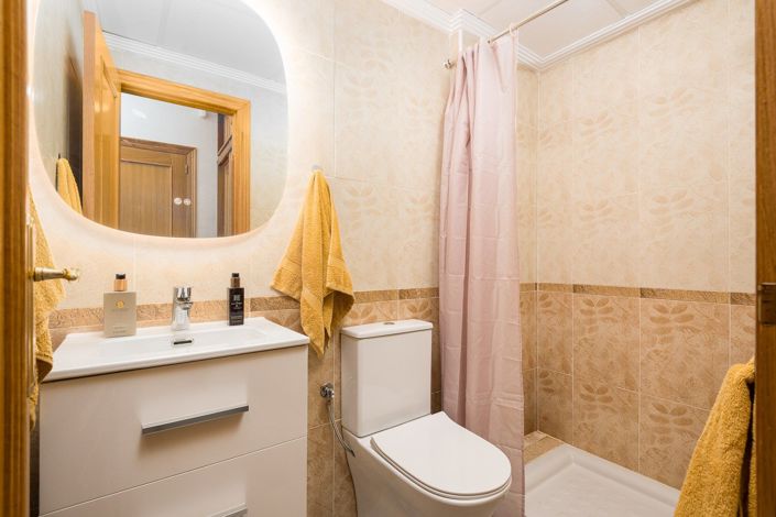 Image No.23-2 Bed Apartment for sale