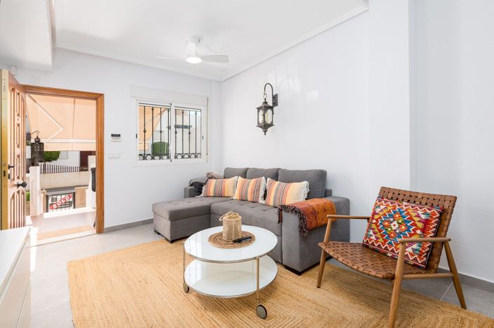Image No.8-2 Bed Apartment for sale