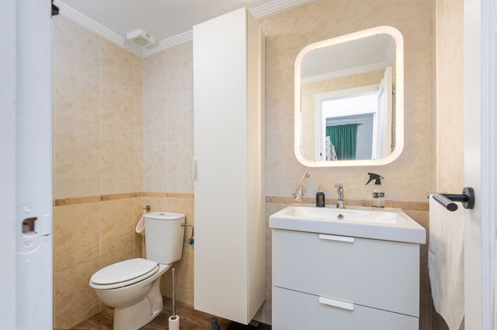 Image No.19-2 Bed Apartment for sale