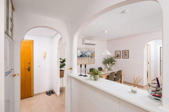 Image No.16-2 Bed Apartment for sale