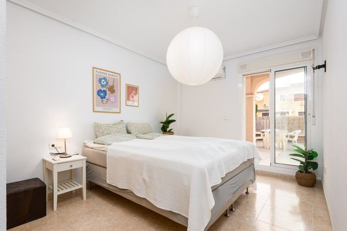 Image No.17-2 Bed Apartment for sale