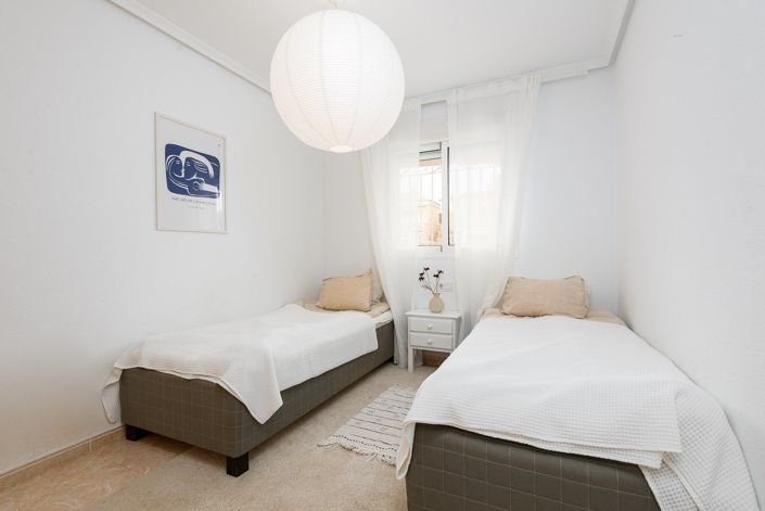 Image No.21-2 Bed Apartment for sale