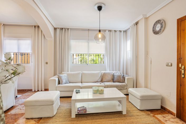 Image No.8-2 Bed Villa for sale