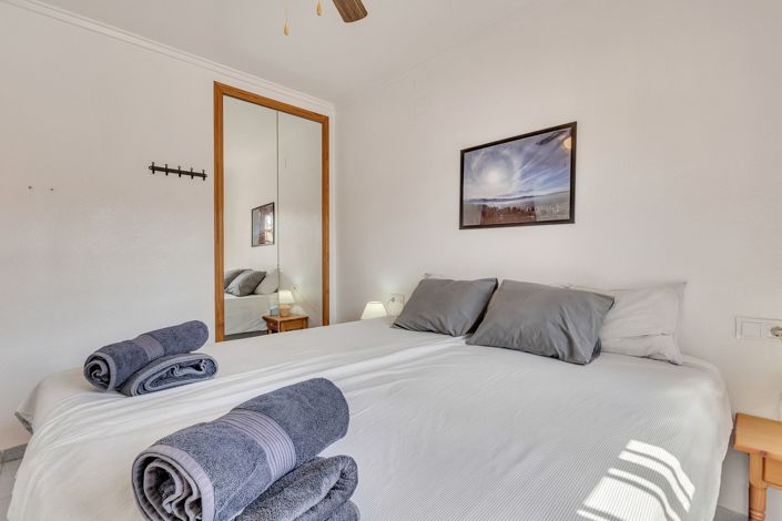 Image No.12-2 Bed Apartment for sale