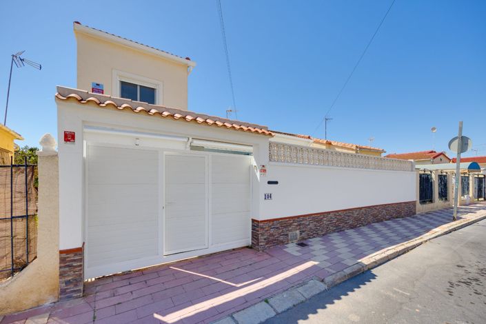 Image No.5-3 Bed Villa for sale