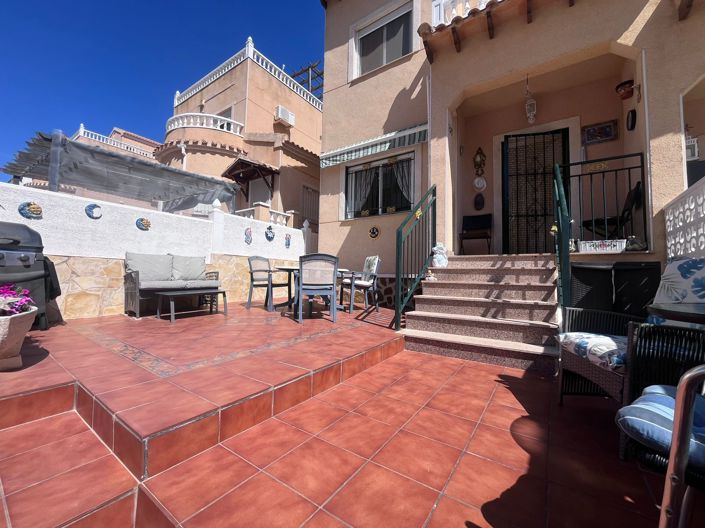 Image No.2-Maison de ville de 2 chambres à vendre à Orihuela Costa
