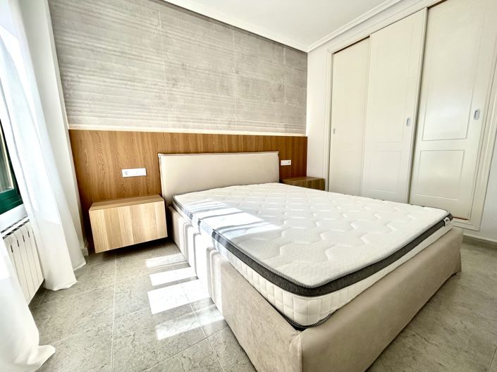 Image No.13-2 Bed Apartment for sale
